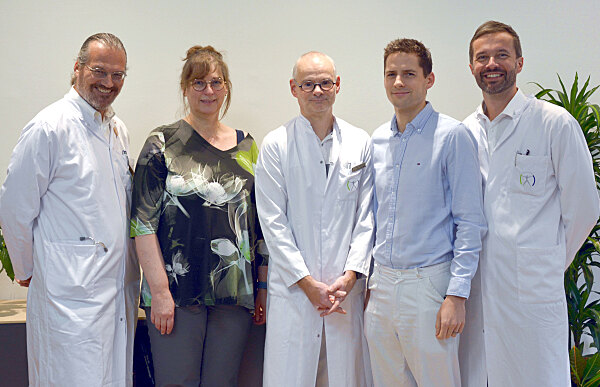 Das interdisziplinäre Team der Darmkrebsstudie v. li.: Univ.-Prof. Dr. Alexander Egle, interim. Leiter der Uniklinik für Innere Medizin III; Prof. Dr. Silja Weßler, Prof. Dr. Daniel Neureiter, Dr. Ronald Heregger, Prof. Dr. Lukas Weiss